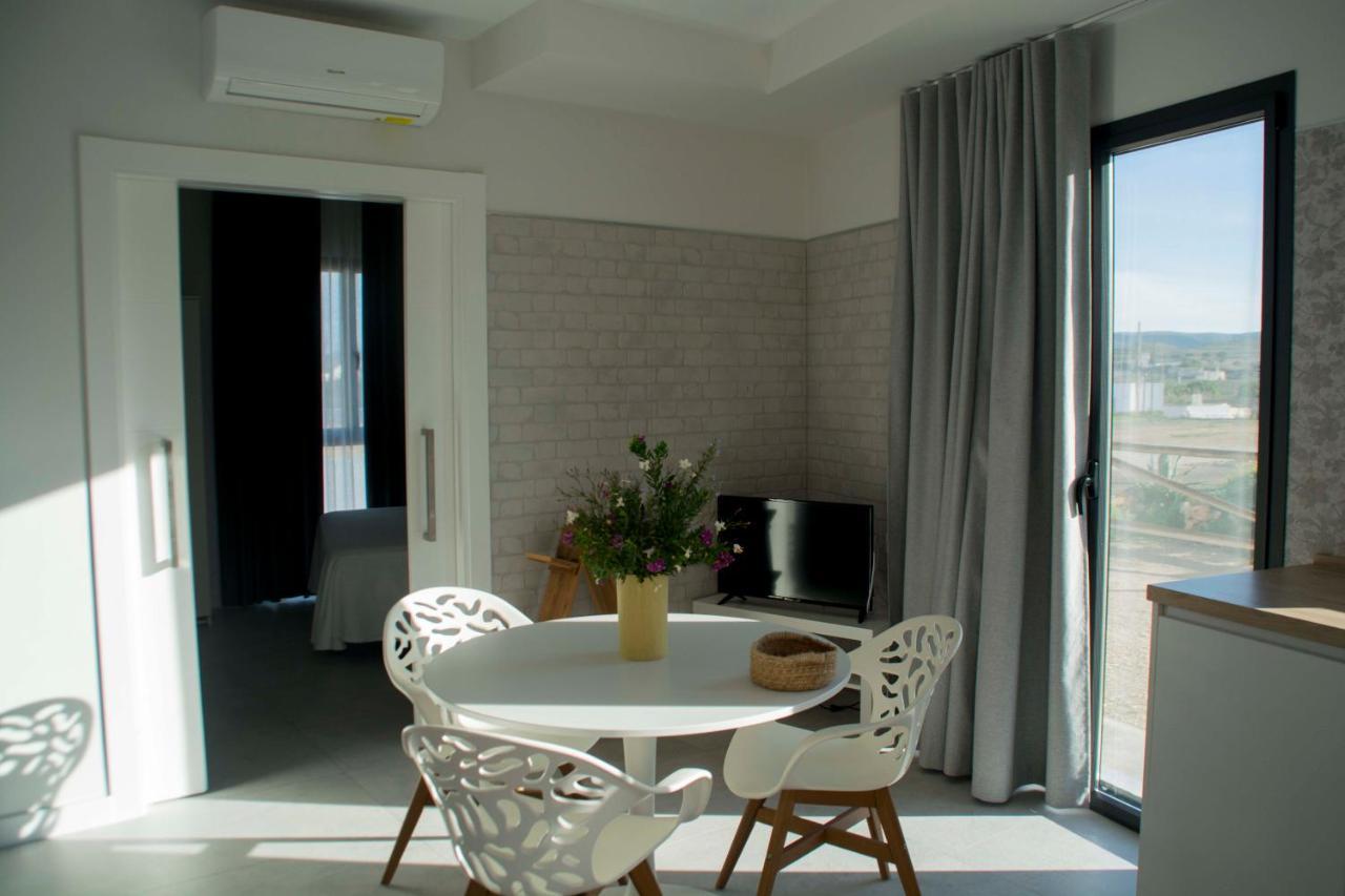 Apartamentos Madreselva Fernan Perez Exteriér fotografie