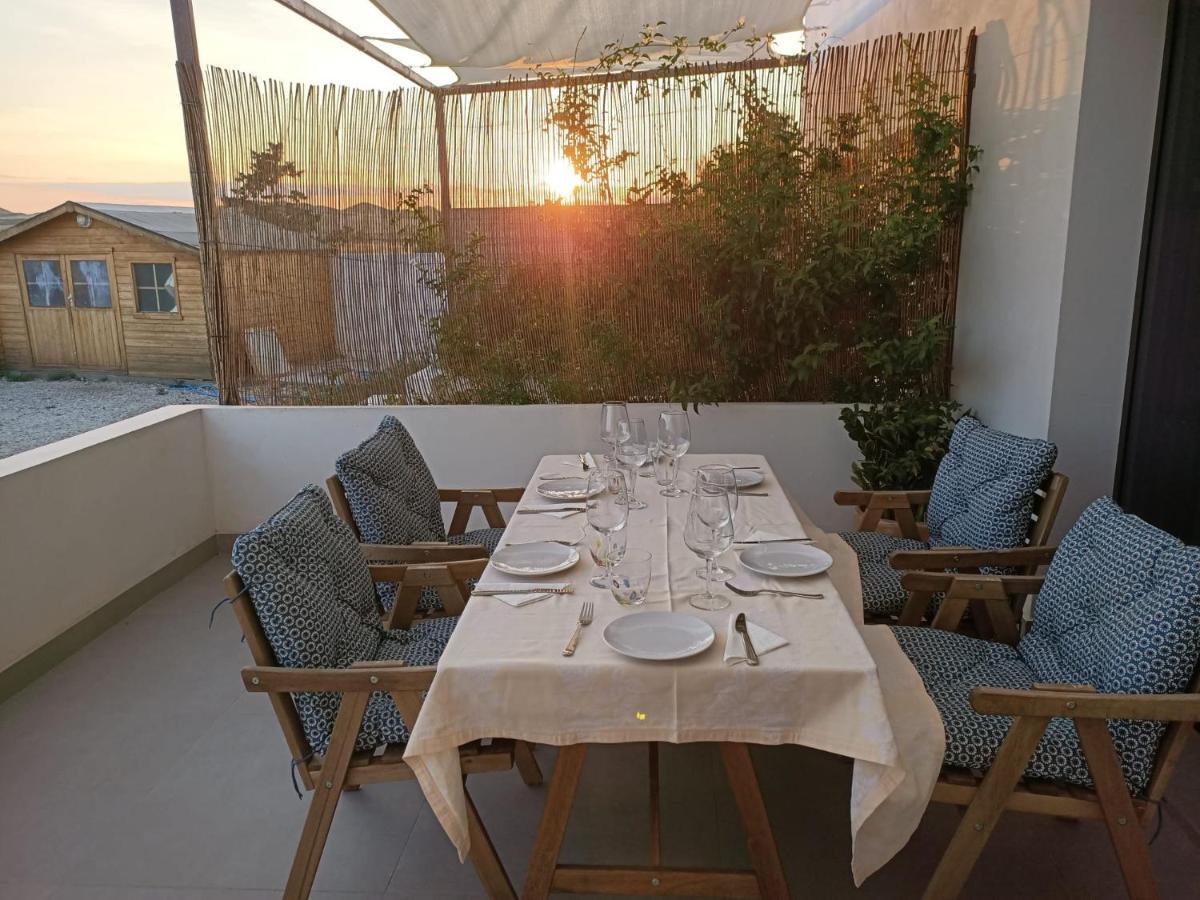 Apartamentos Madreselva Fernan Perez Exteriér fotografie