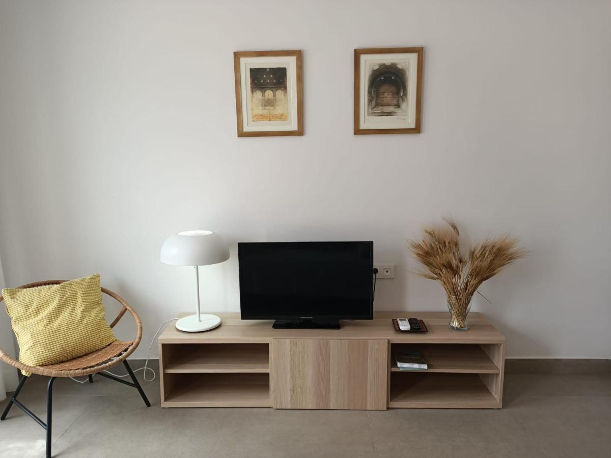 Apartamentos Madreselva Fernan Perez Exteriér fotografie