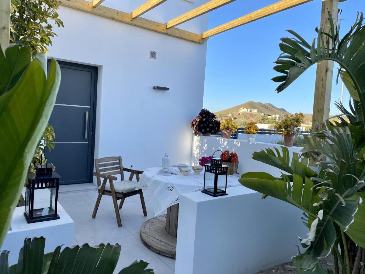Apartamentos Madreselva Fernan Perez Exteriér fotografie