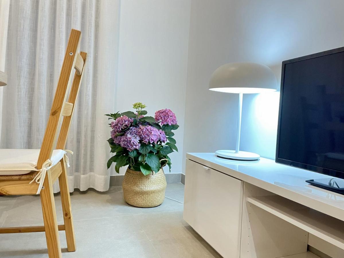 Apartamentos Madreselva Fernan Perez Exteriér fotografie
