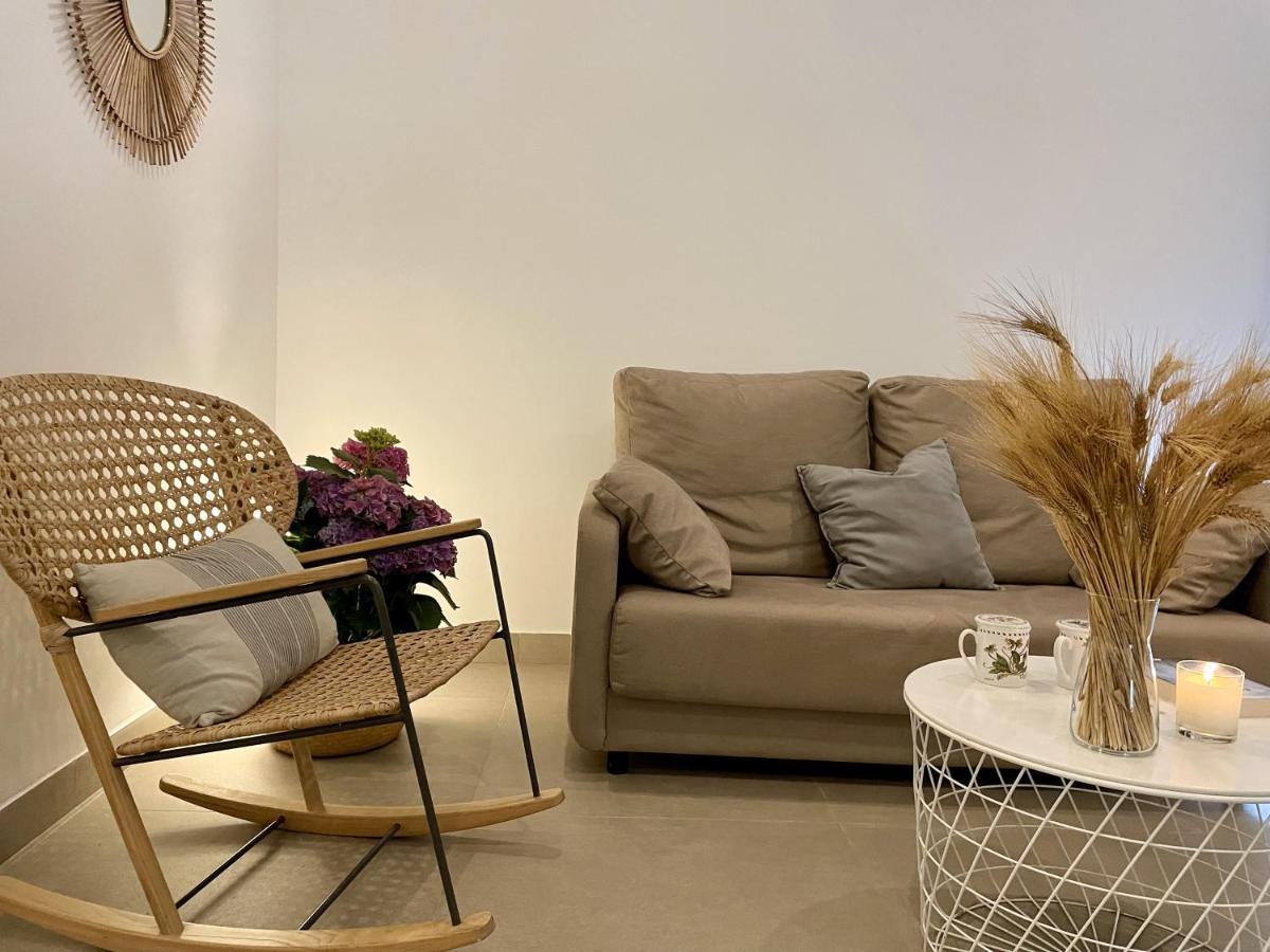 Apartamentos Madreselva Fernan Perez Exteriér fotografie