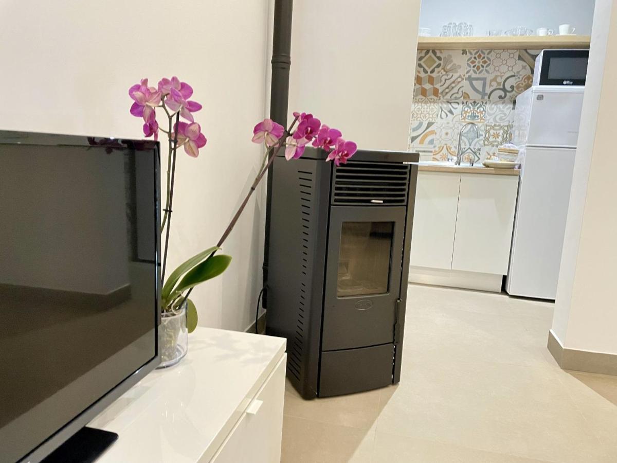 Apartamentos Madreselva Fernan Perez Exteriér fotografie