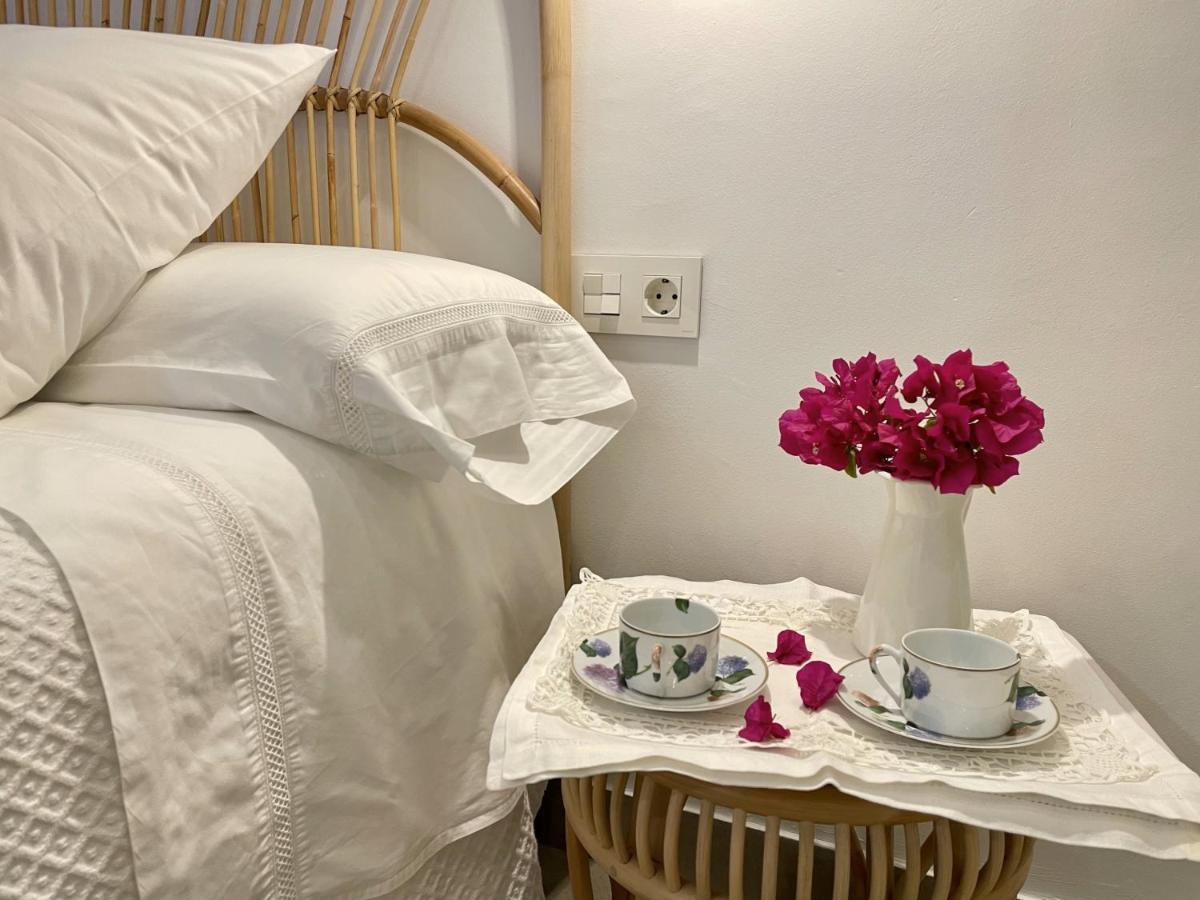 Apartamentos Madreselva Fernan Perez Exteriér fotografie
