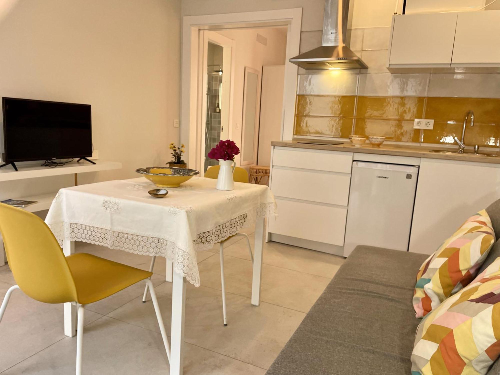 Apartamentos Madreselva Fernan Perez Exteriér fotografie