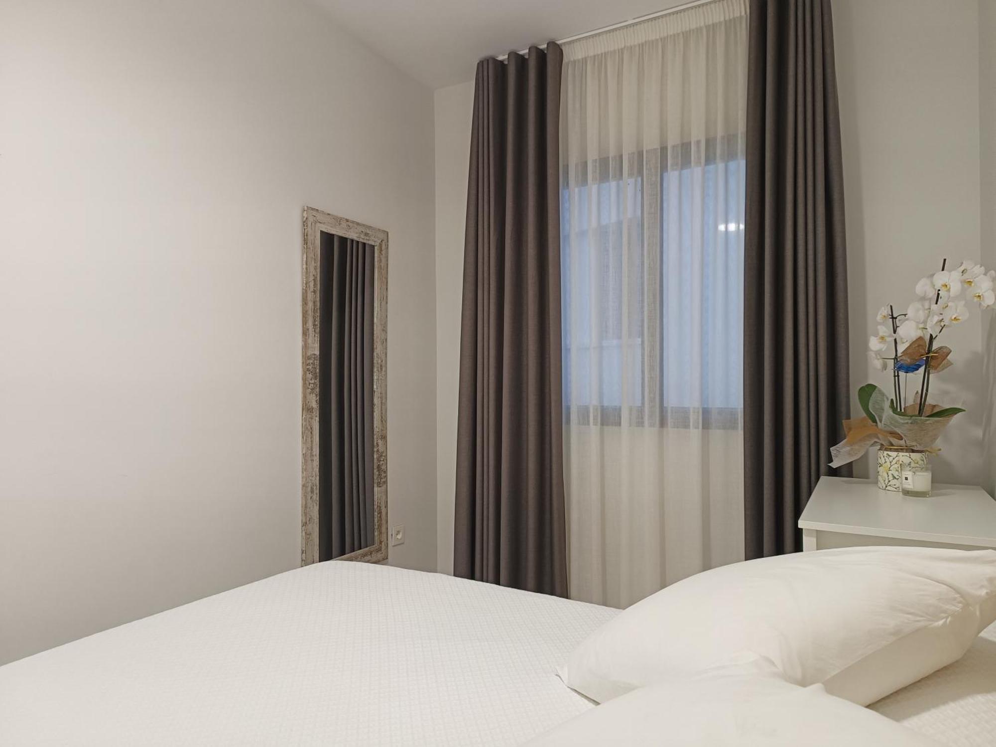 Apartamentos Madreselva Fernan Perez Exteriér fotografie